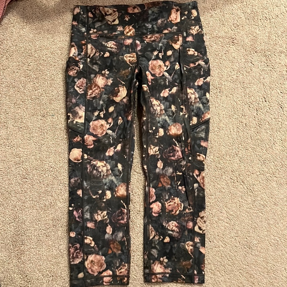Training capris - sz 6 - worn less than 5x